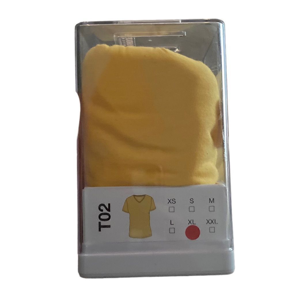 NWT Pantone Snapdragon Yellow V-neck T Shirt Size XL